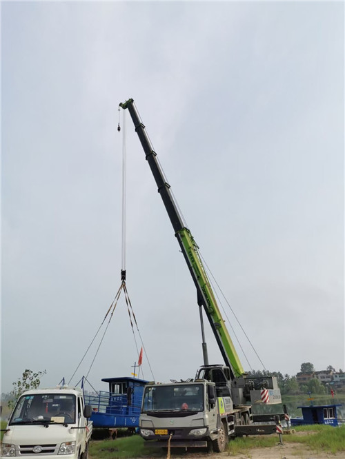 滨州市桥梁建设吊装案例